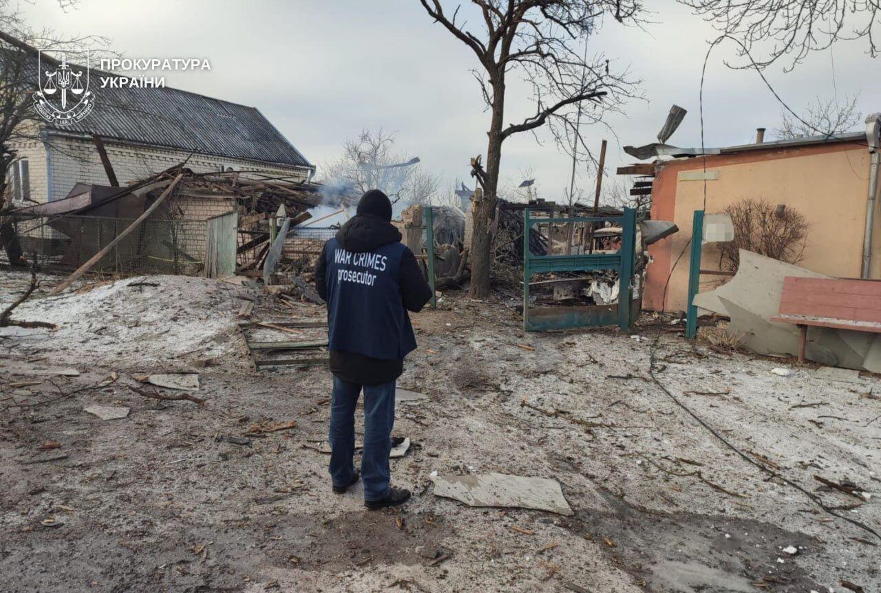 Окупанти вдарили по Дніпропетровщині: сталися пожежі, є загиблі та поранені. Фото