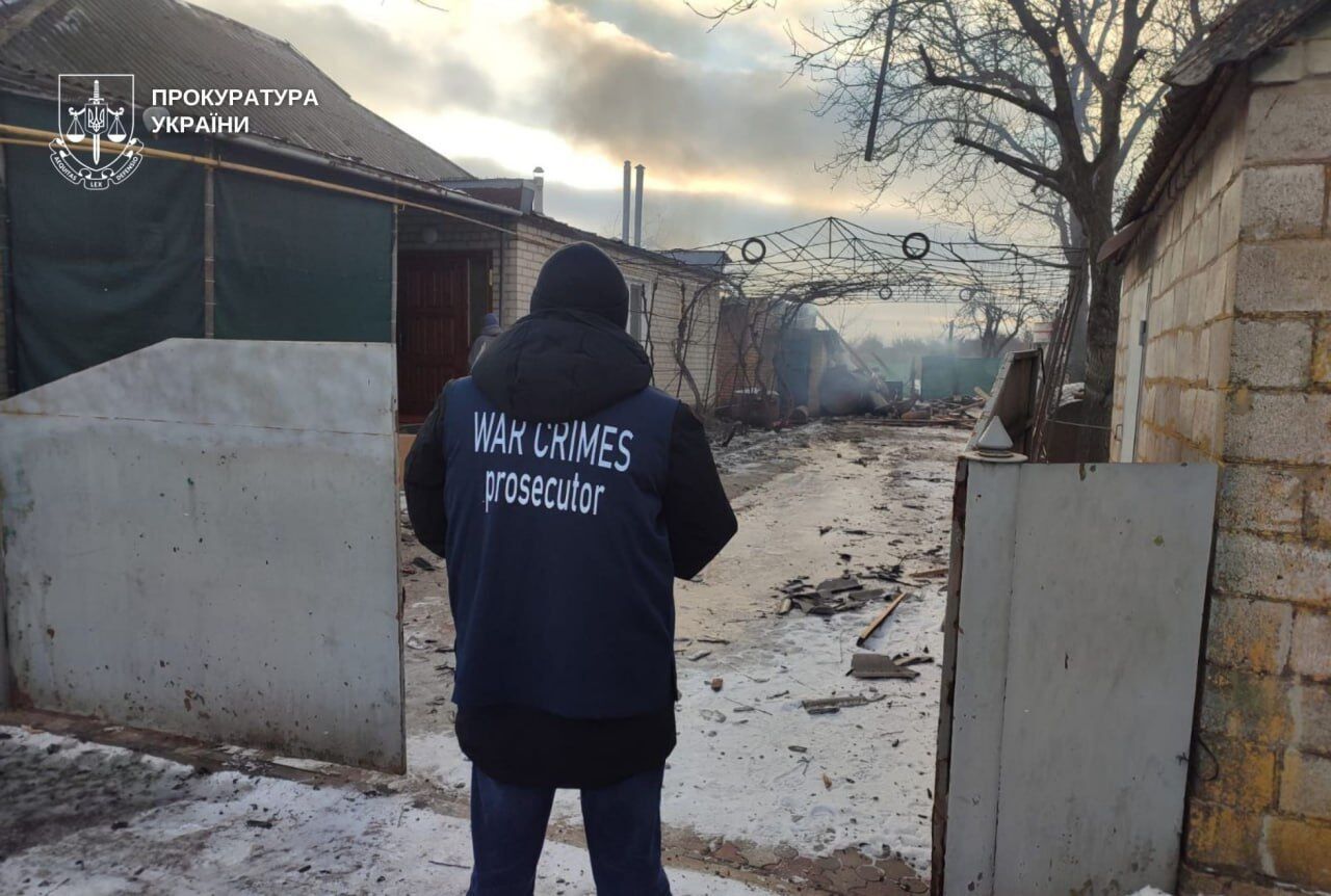 Окупанти вдарили по Дніпропетровщині: сталися пожежі, є загиблі та поранені. Фото