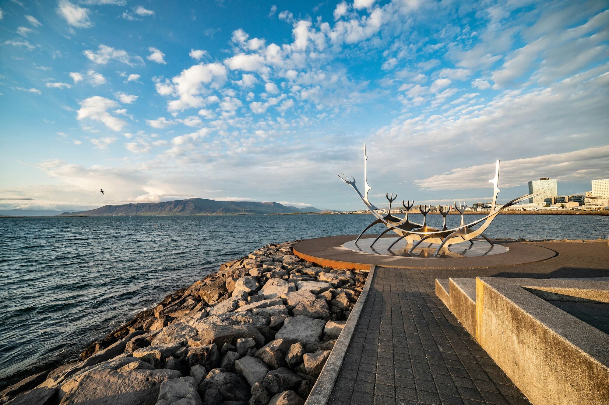 Точно стоит внимания: какой город самый безопасный в мире