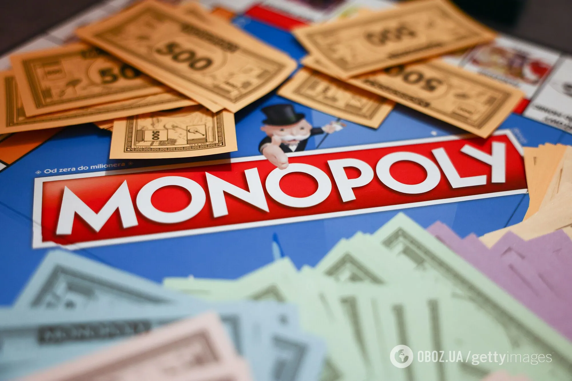 7 культових іграшок 90-х, які насправді були пропагандою