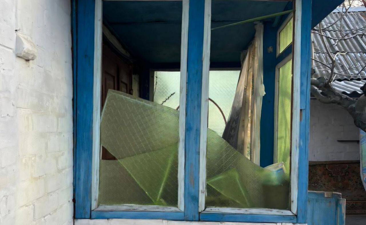 Окупанти атакували чотири райони Дніпропетровщини: є пошкодження, серед постраждалих – 15-річний юнак. Фото