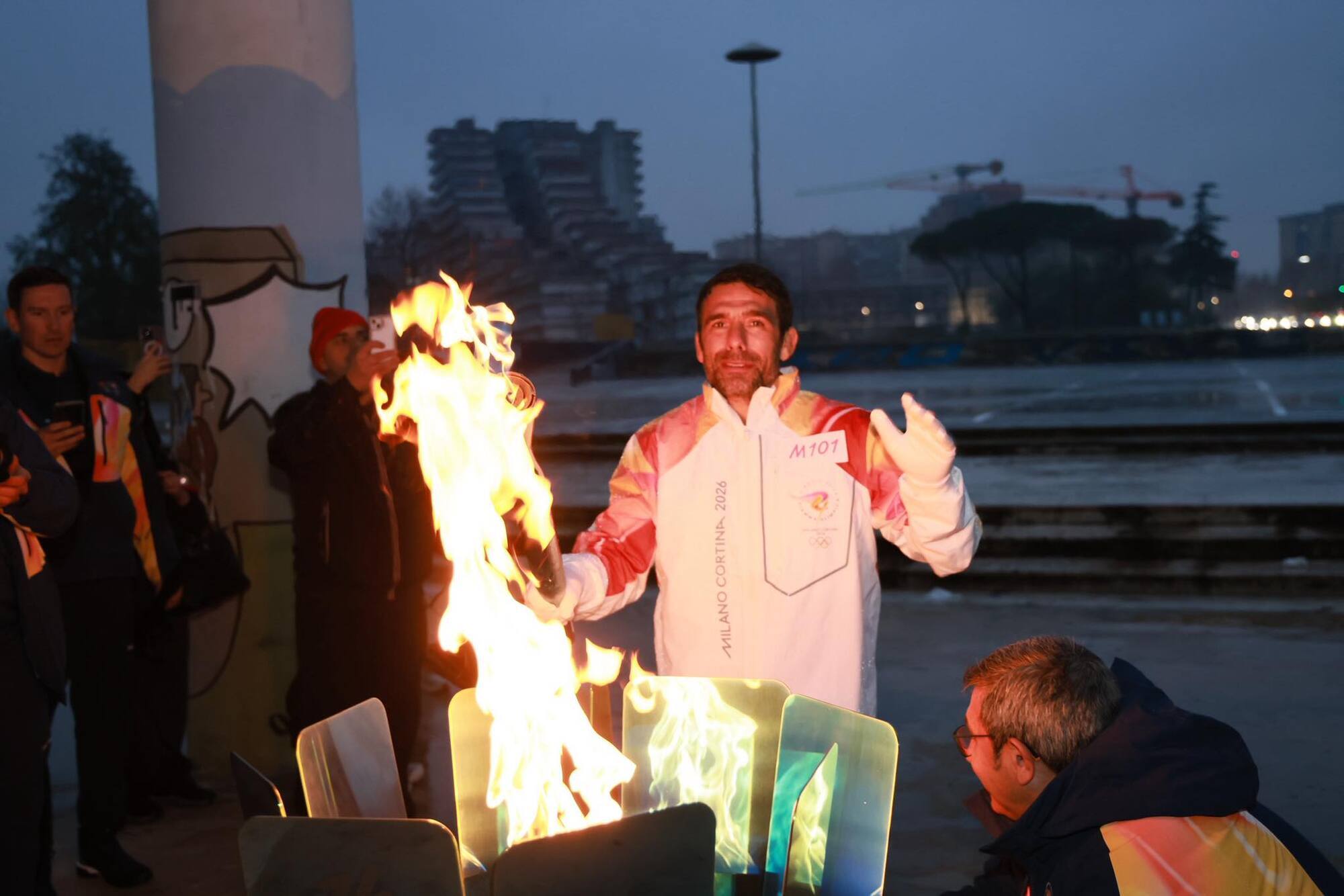 Кто понесет украинский флаг и зажжет огонь, а кто соревнуется еще до начала Игр? Все, что нужно знать об открытии Олимпиады