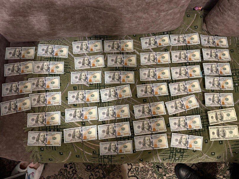 Деньги за украденное топливо