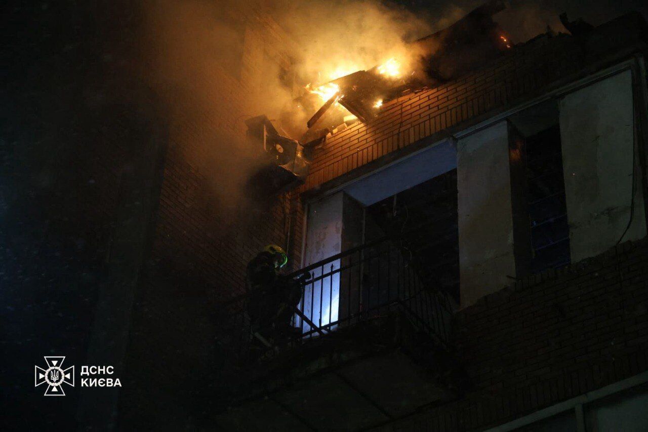 РФ вдарила по Києву та області "Шахедами": є наслідки в кількох районах і постраждалі. Фото і відео