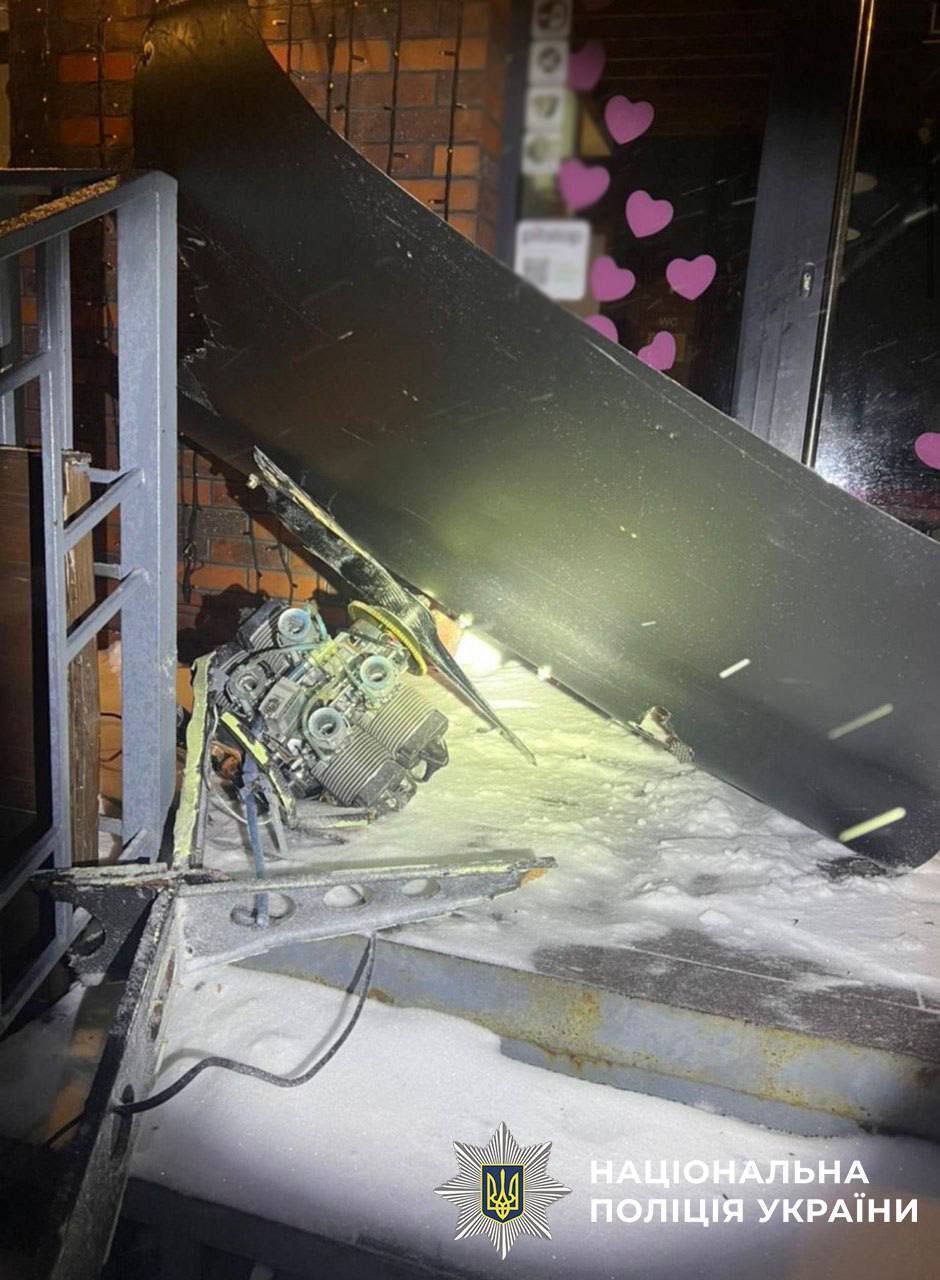 РФ вдарила по Києву та області "Шахедами": є наслідки в кількох районах і постраждалі. Фото і відео