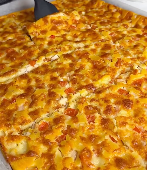 Домашня піца "Хвилинка": ділимось елементарним рецептом