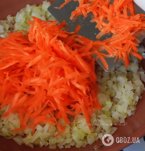 Смачні домашні голубці з пекінської капусти: як швидко приготувати на вечерю