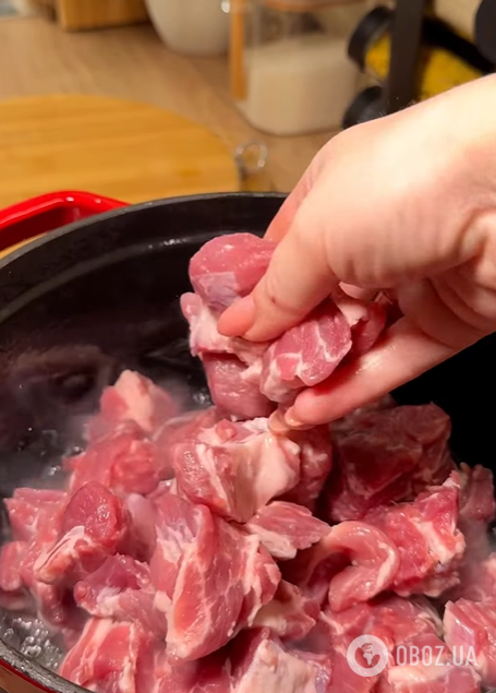 Тушеная картошка с мясом на обед: как приготовить