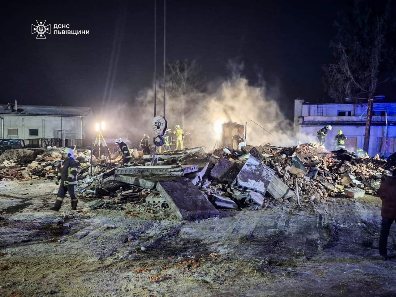 У Стрийському районі на Львівщині пролунав сильний вибух: одна людина загинула, троє постраждали. Фото і відео