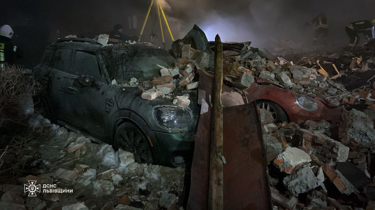 У Стрийському районі на Львівщині пролунав сильний вибух: одна людина загинула, троє постраждали. Фото і відео