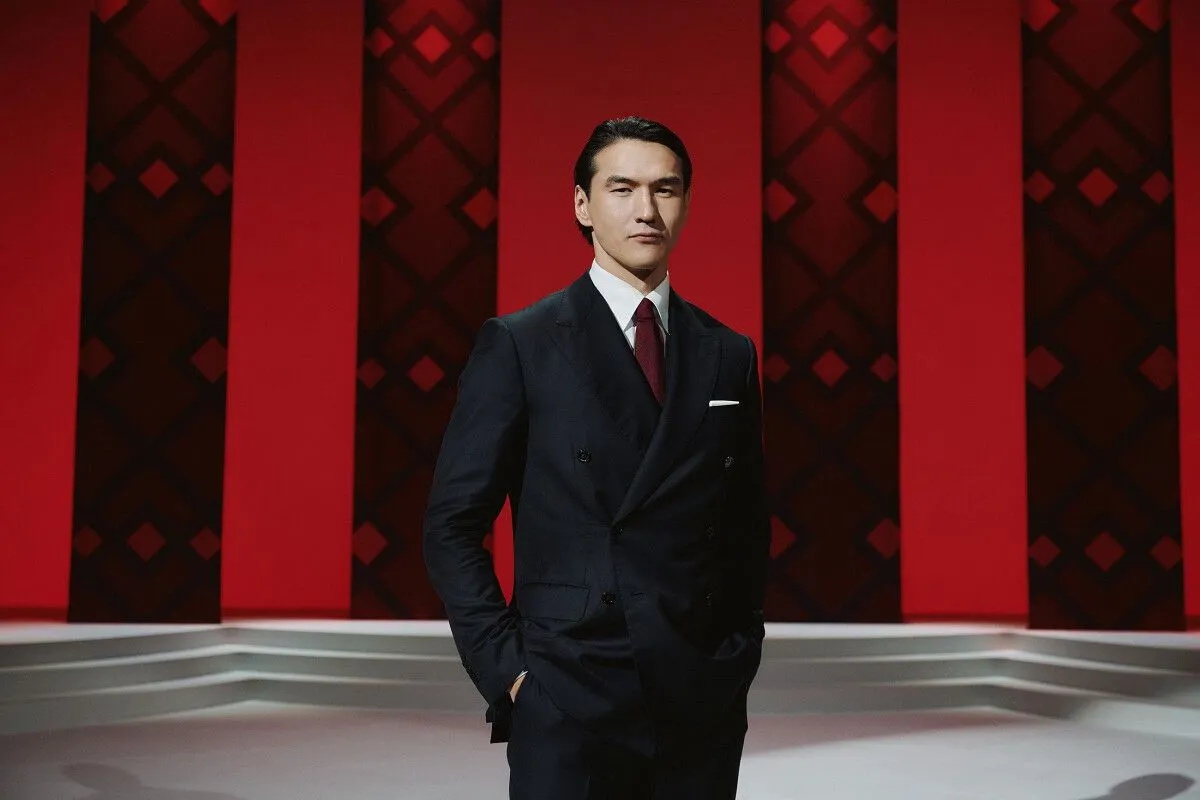 "Путинскому клоуну" Нурлану Сабурову запретили въезд в Россию на 50 лет: чем он разозлил россиян и украинцев