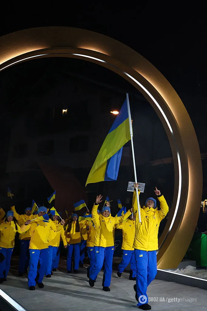 Лидер сборной получил замечание на ОИ за шлем с фото убитых армией РФ украинцев: кто изображен на экипировке