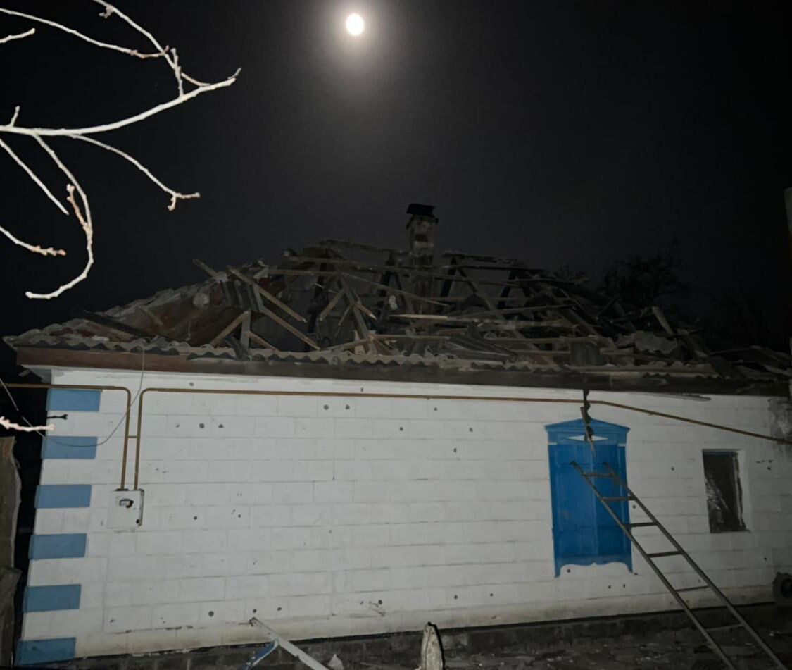 Оккупанты ударили по Днепропетровщине, произошли пожары: погиб мужчина, есть пострадавшие