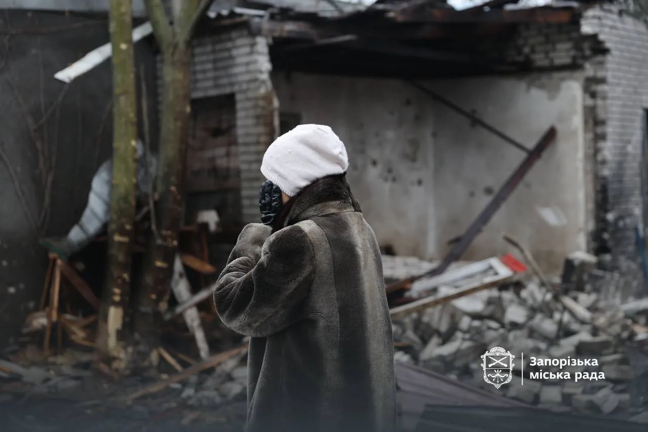 Постраждало багато тварин: у Запоріжжі під російський удар потрапив собачий притулок. Фото і відео