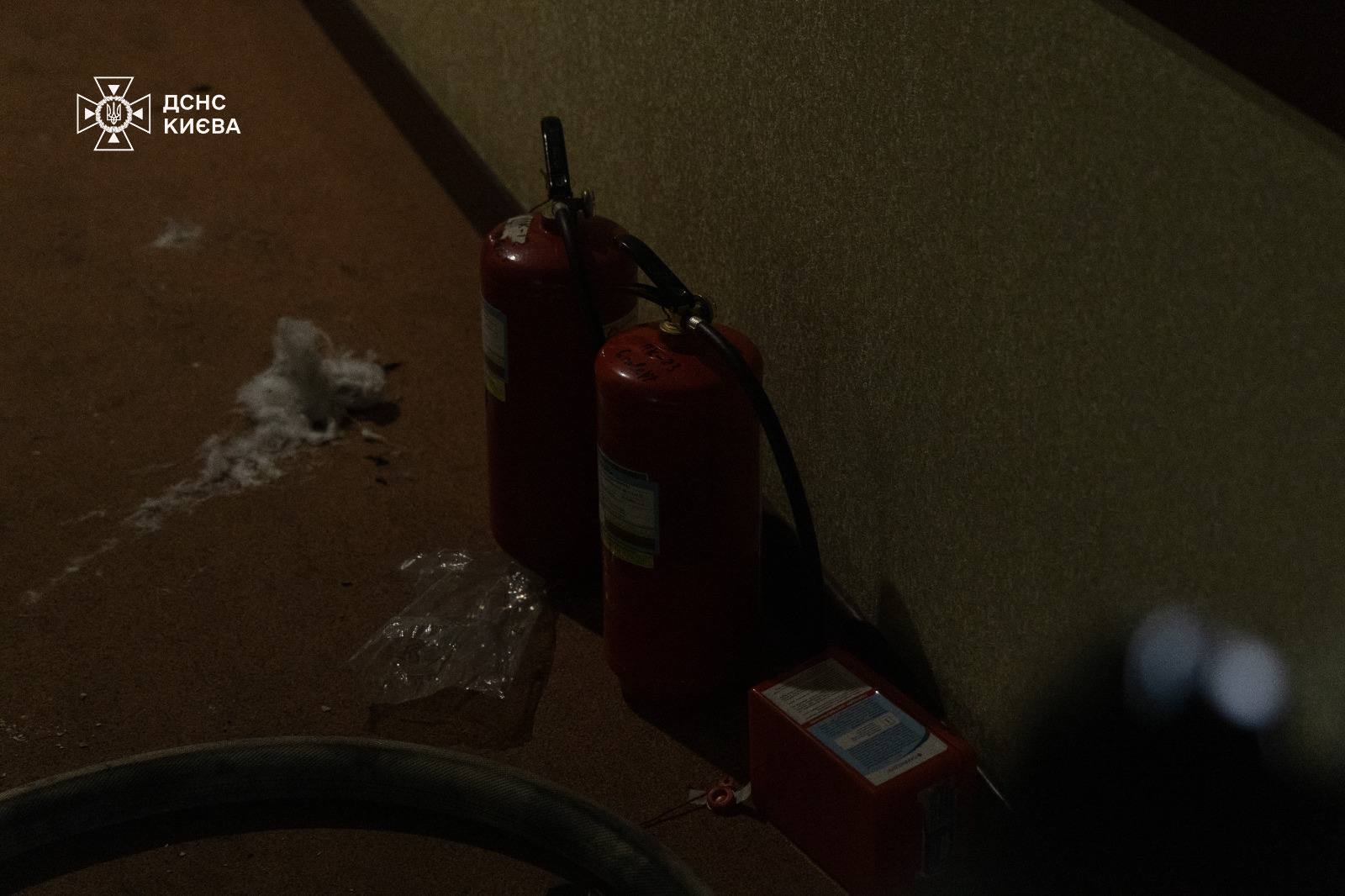 У Києві в готелі "Дніпро" на Хрещатику сталась друга за два дні пожежа: усі подробиці. Фото