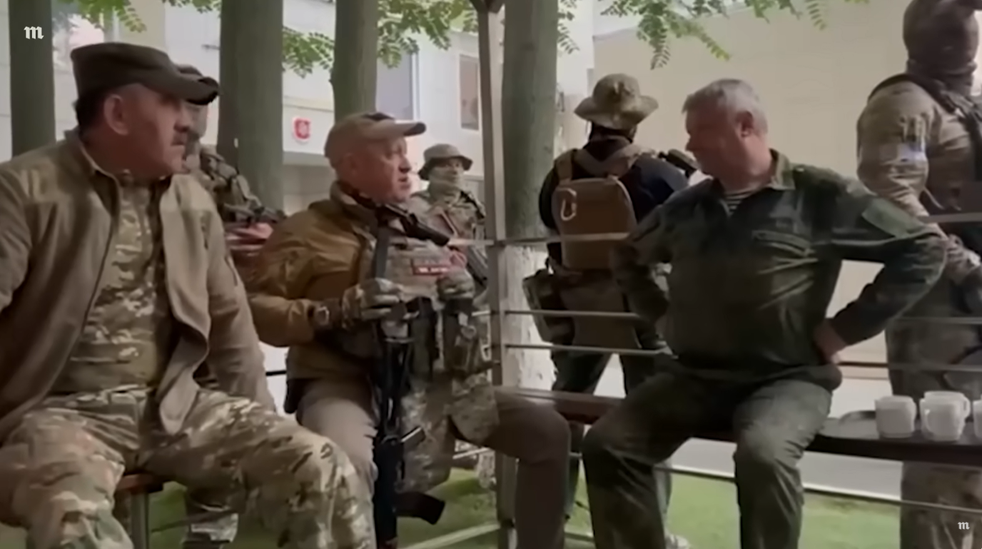 Родился в Украине, по ней же наводил ракеты: что известно о генерал-лейтенте Алексееве, на которого совершили покушение в Москве