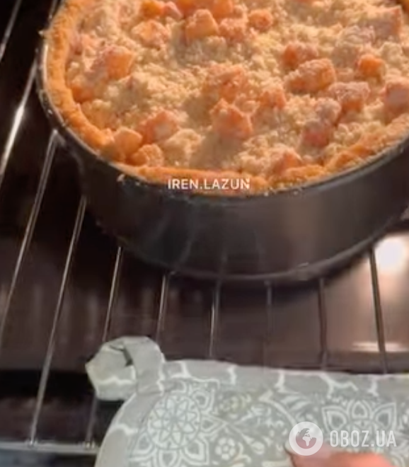 Яблочный чизкейк "Пальчики оближешь": делимся рецептом очень вкусного, ароматного десерта