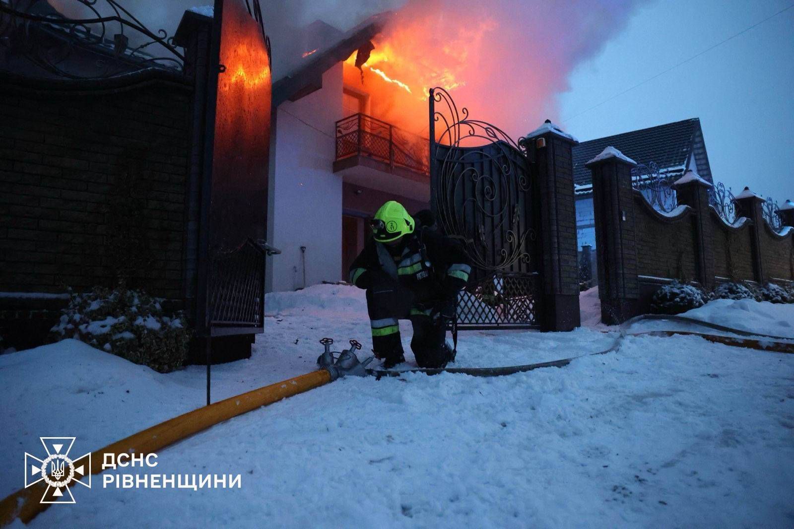 РФ массированно атаковала Украину ракетами "Калибр", Х-101 и дронами: под ударом была энергетика западных областей