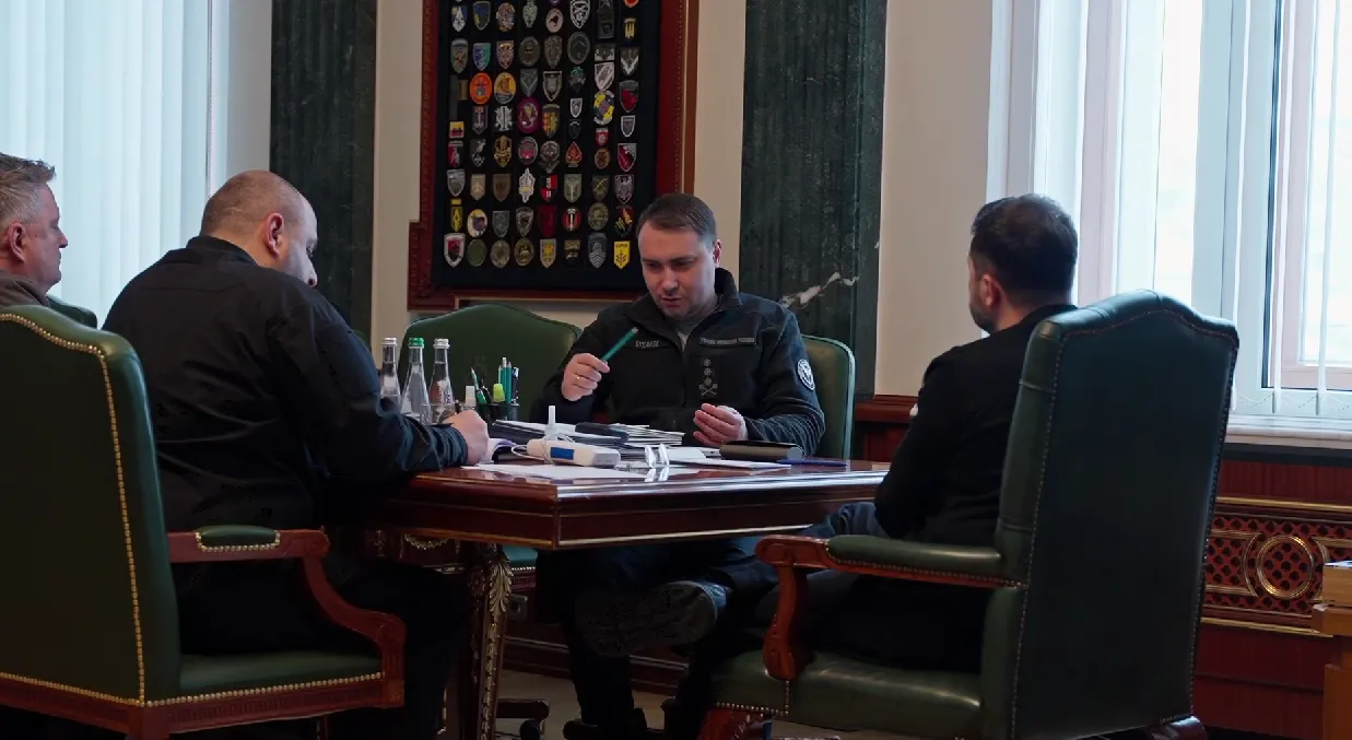 "Нужно больше прогресса": Зеленский заслушал доклад переговорной команды после встреч с представителями США и РФ. Видео