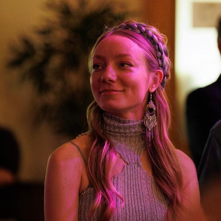 Співає українською іноземцям, але не може осісти на Батьківщині: що відомо про LELÉKA, яка представить Україну на Євробаченні 2026