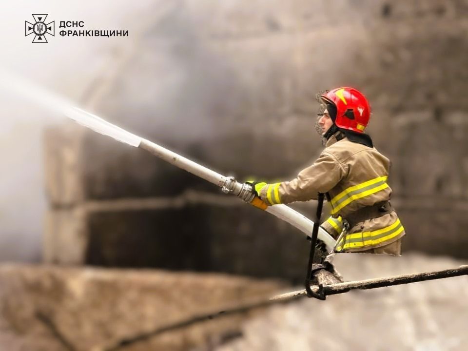 Зеленський про атаку РФ: понад 400 дронів і 40 ракет, Росія обрала нові удари замість дипломатії