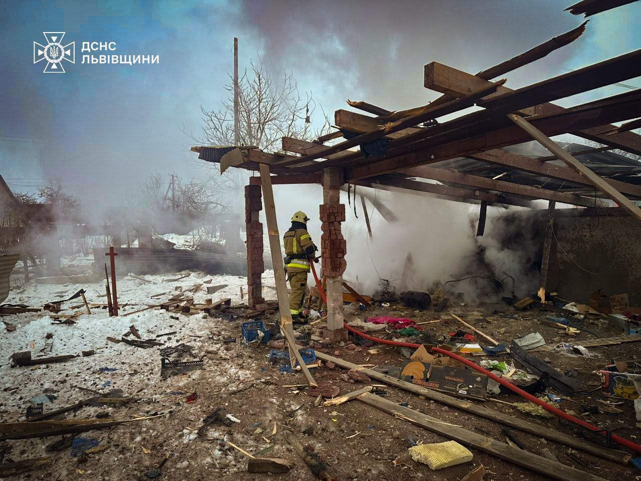 Зеленський про атаку РФ: понад 400 дронів і 40 ракет, Росія обрала нові удари замість дипломатії