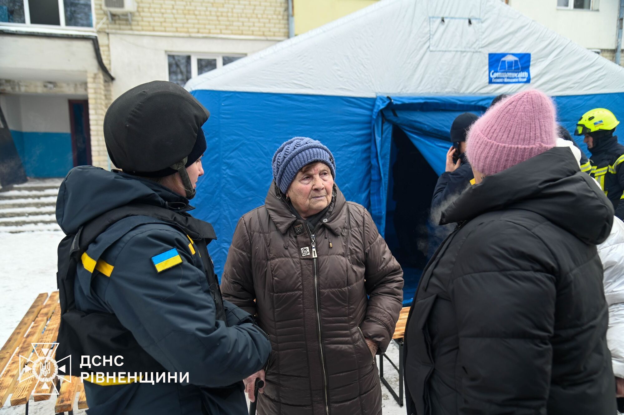 Повреждены дома и инфраструктура, есть погибший и раненые: войска РФ атаковали Ровенскую и Хмельницкую области. Фото