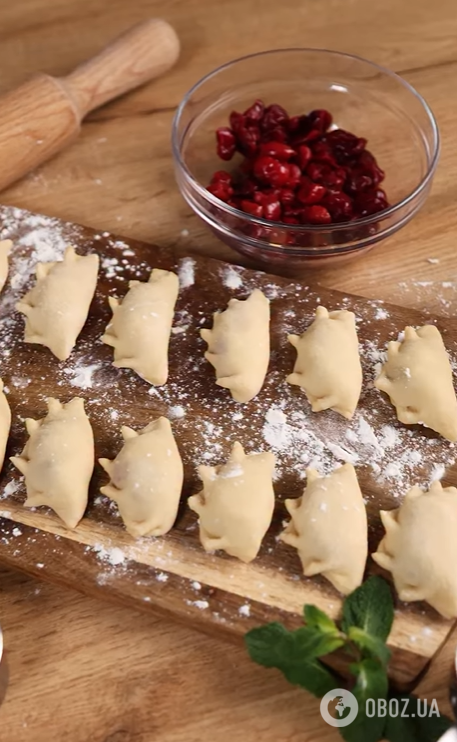 Найсмачніші домашні вареники із замороженими вишнями: рецепт від Ектора Хіменеса-Браво