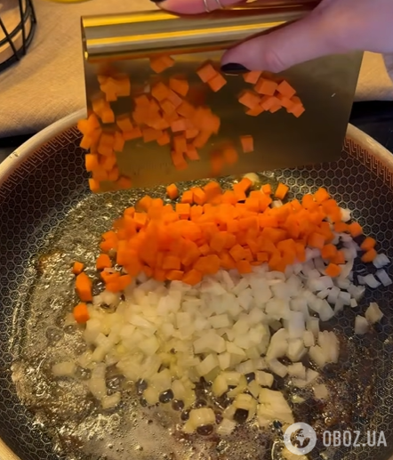 Как вкусно приготовить булгур на обед: рецепт сытного блюда на сковородке