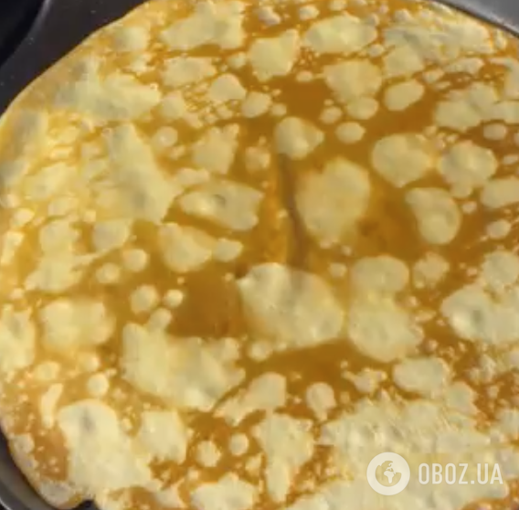 Тонкие блины, которые не рвутся: рассказываем, что нужно добавить в тесто