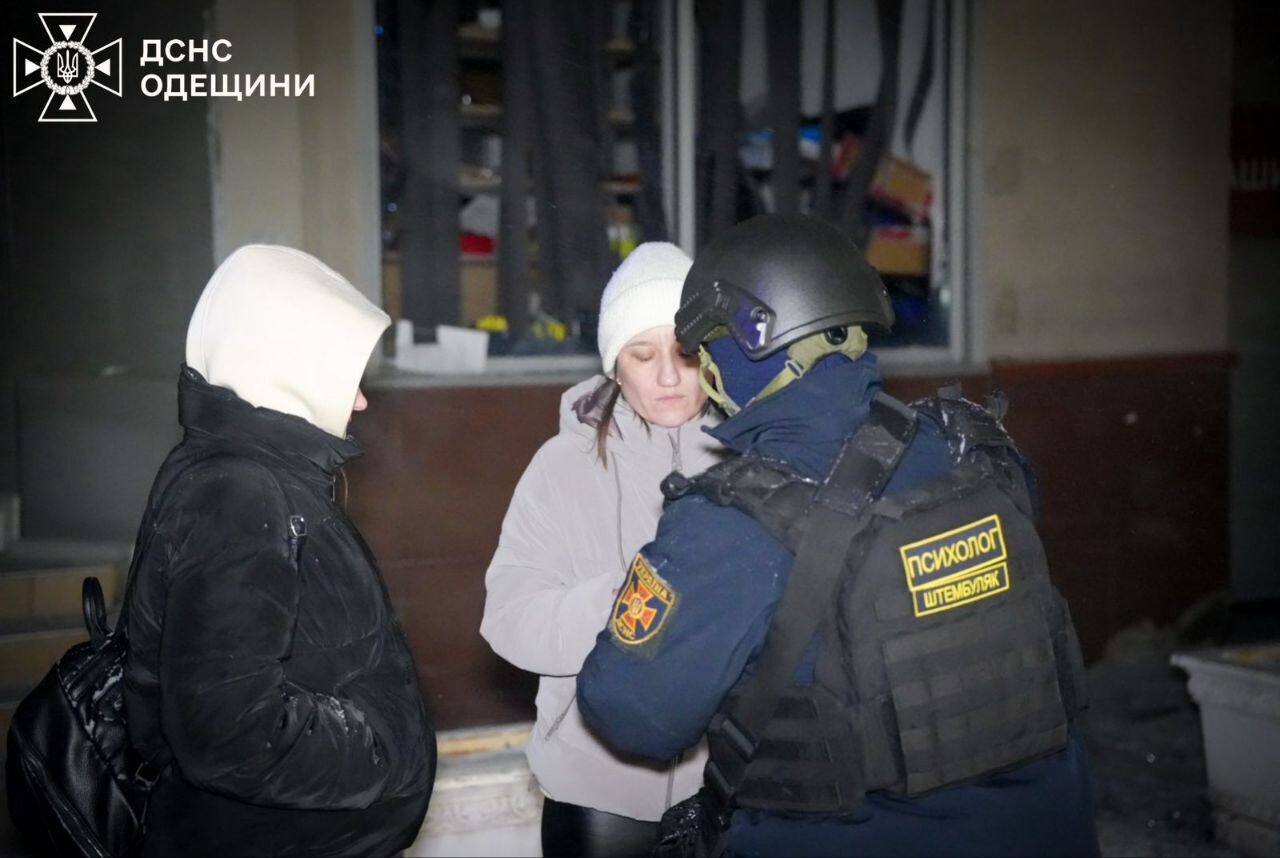 Россия атаковала Одессу: погиб мужчина, пострадали два человека. Фото и видео