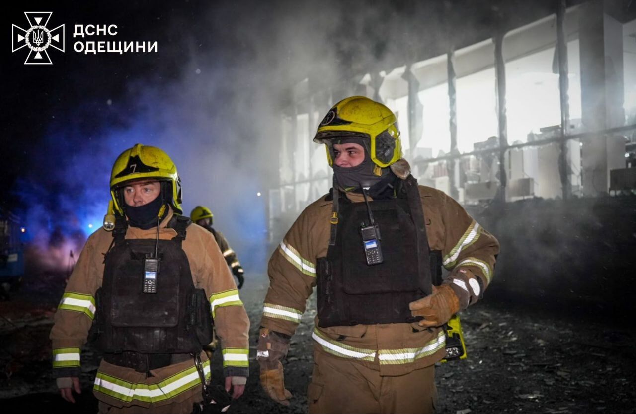 Россия атаковала Одессу: погиб мужчина, пострадали два человека. Фото и видео