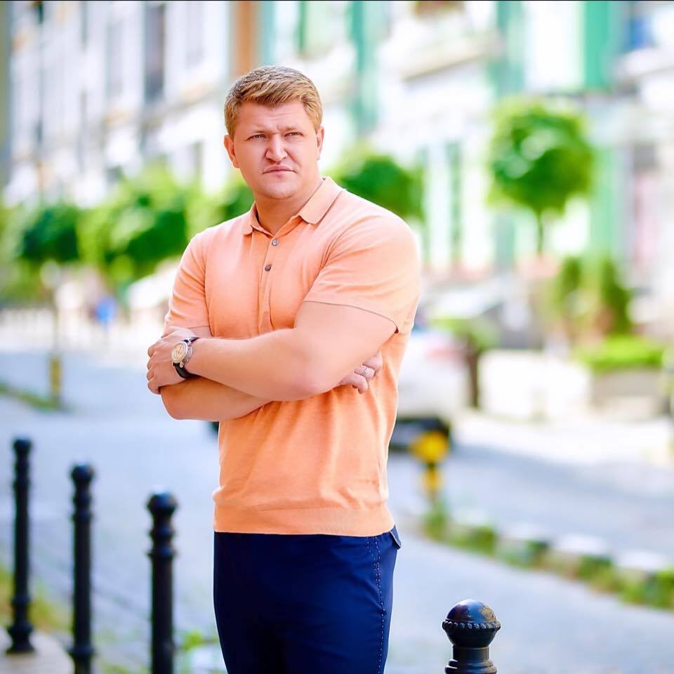 Первый победитель "Х-Фактора" Алексей Кузнецов назвал судью, который разочаровал: никогда не думал, что так быстро переобуется