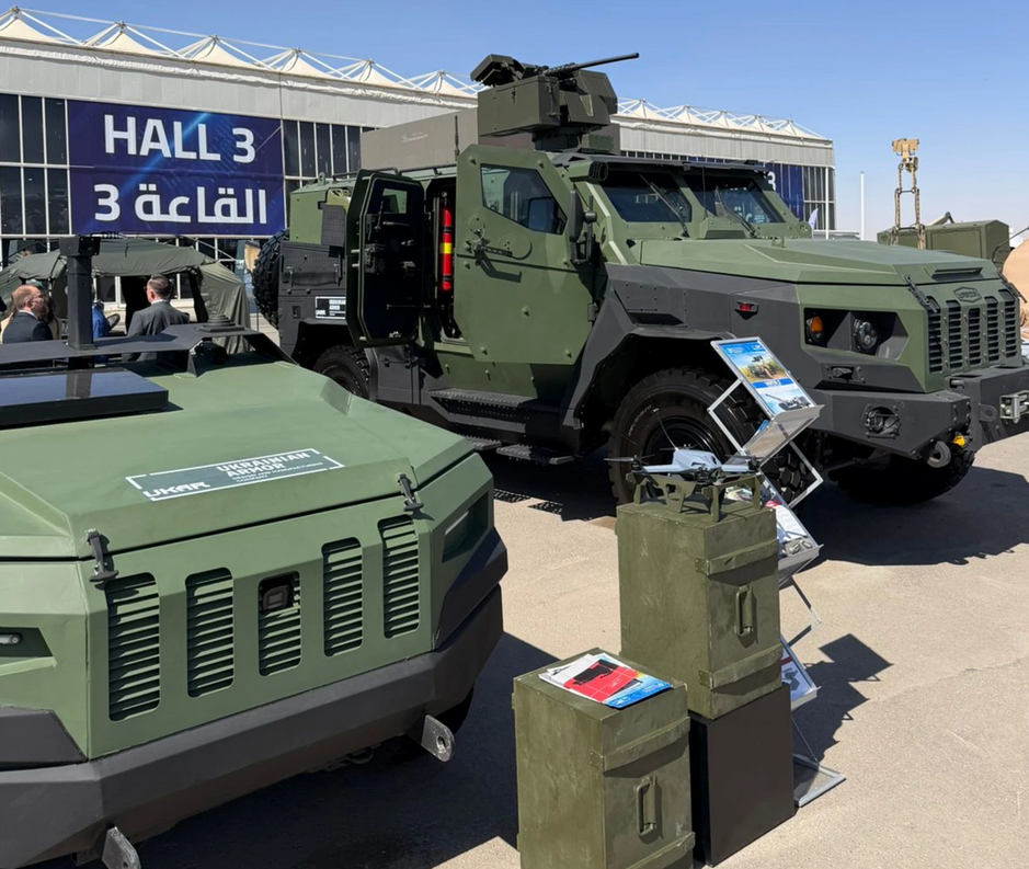 Везли украинским самолетом: САУ "Богдана" показали на международной выставке в Саудовской Аравии. Фото