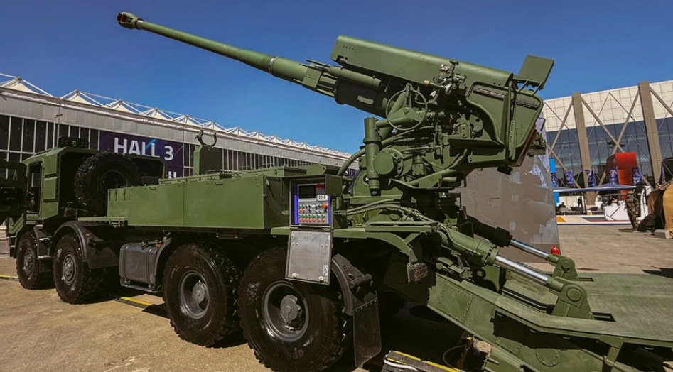 Везли украинским самолетом: САУ "Богдана" показали на международной выставке в Саудовской Аравии. Фото