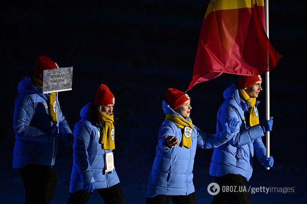 Знаменосец сборной Молдовы на Олимпиаде оказалась фанаткой Путина и "СВО". Фотофакт