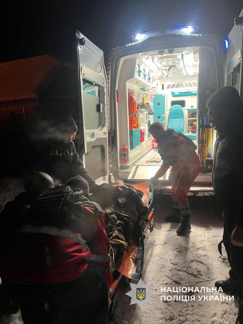 "Люди спали": оккупанты ночью ударили по Новгороду-Северскому, погиб мужчина, четверо раненых. Фото