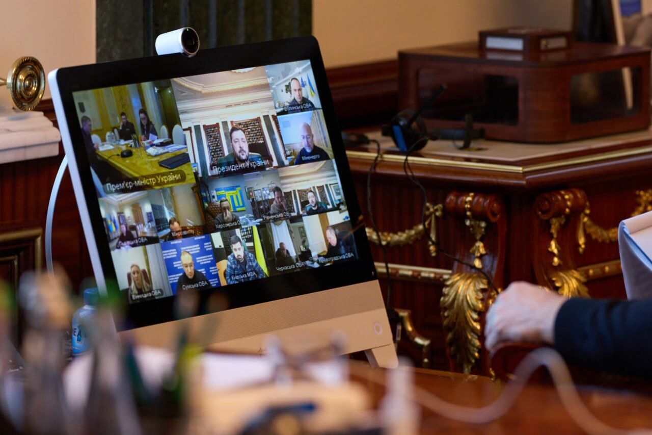 "Должен быть четкий график": Зеленский поручил ускорить поставки ракет в ПВО на фоне российских ударов