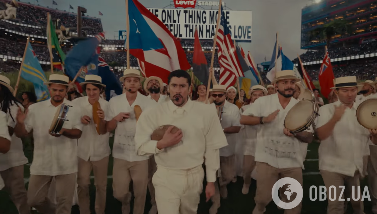 "Одне з найгірших шоу в історії!" Трамп вибухнув гнівом через виступ Bad Bunny в перерві Супербоулу 2026: що відбувалося на полі