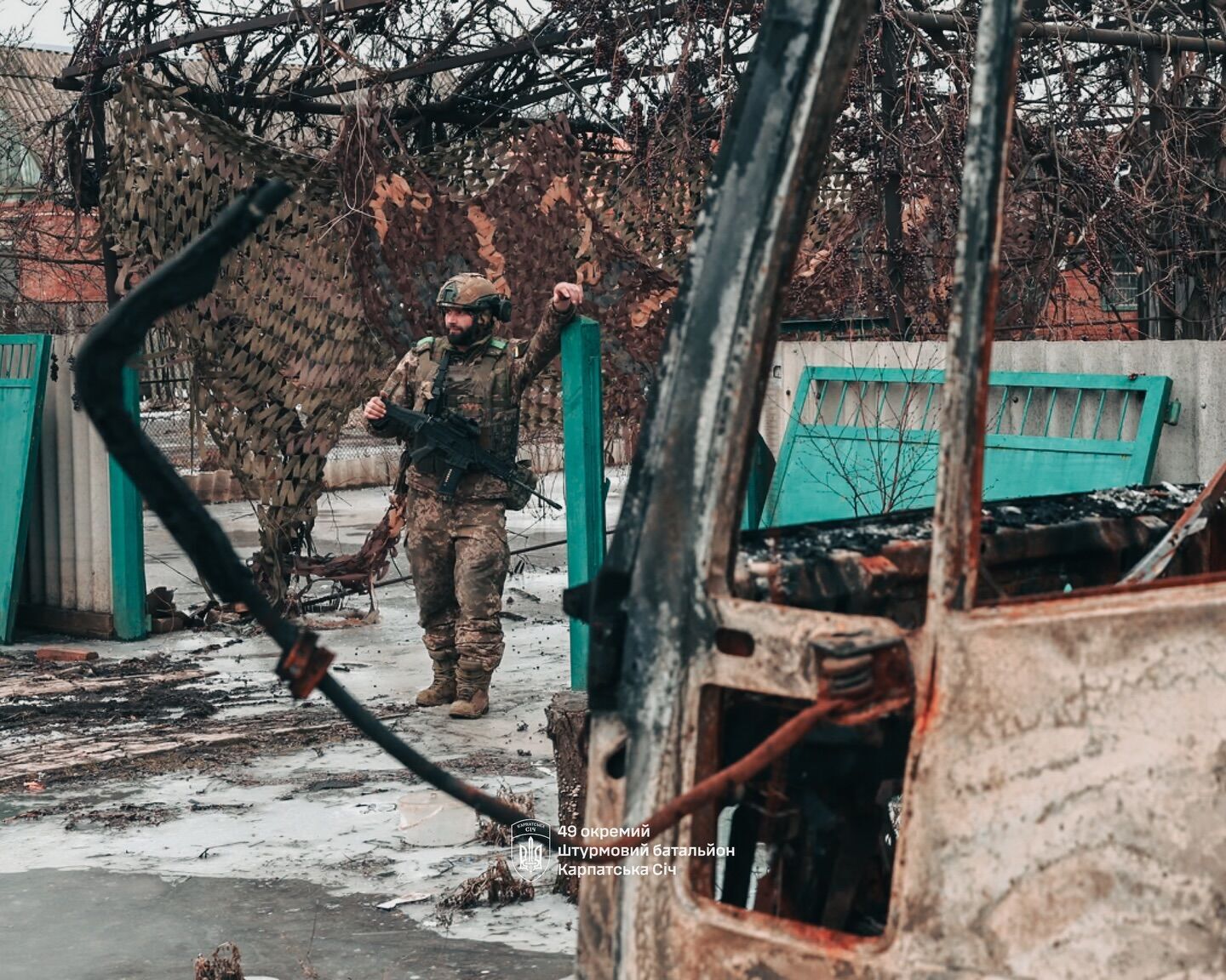 "Місто методично стирають": військові показали кадри з Костянтинівки. Фото