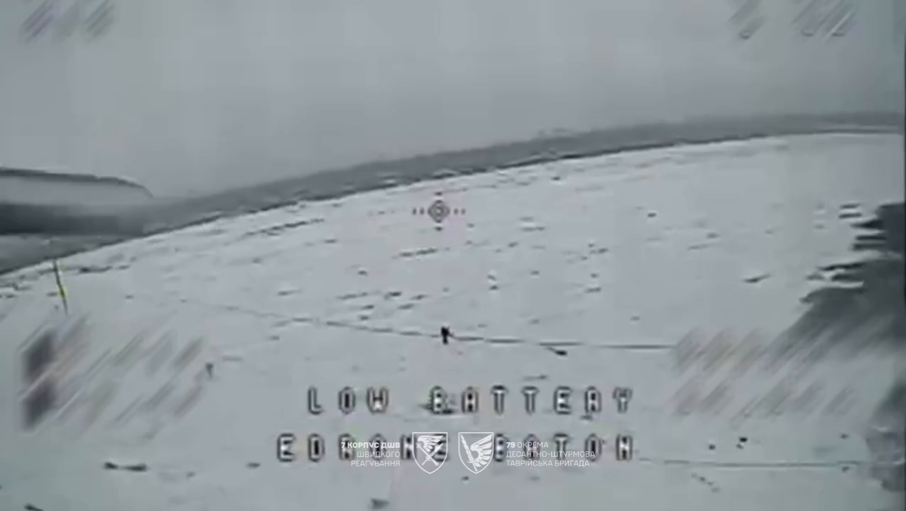 Оккупанты на квадроциклах пытаются окружить ВСУ в районе Мирнограда: военные рассказали, что происходит. Видео