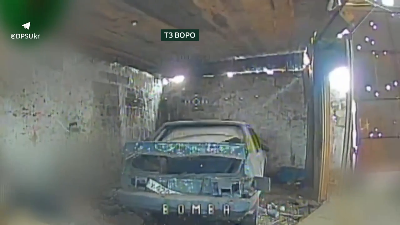 Пограничники поразили вражеский склад горючего, антенну связи и технику. Видео