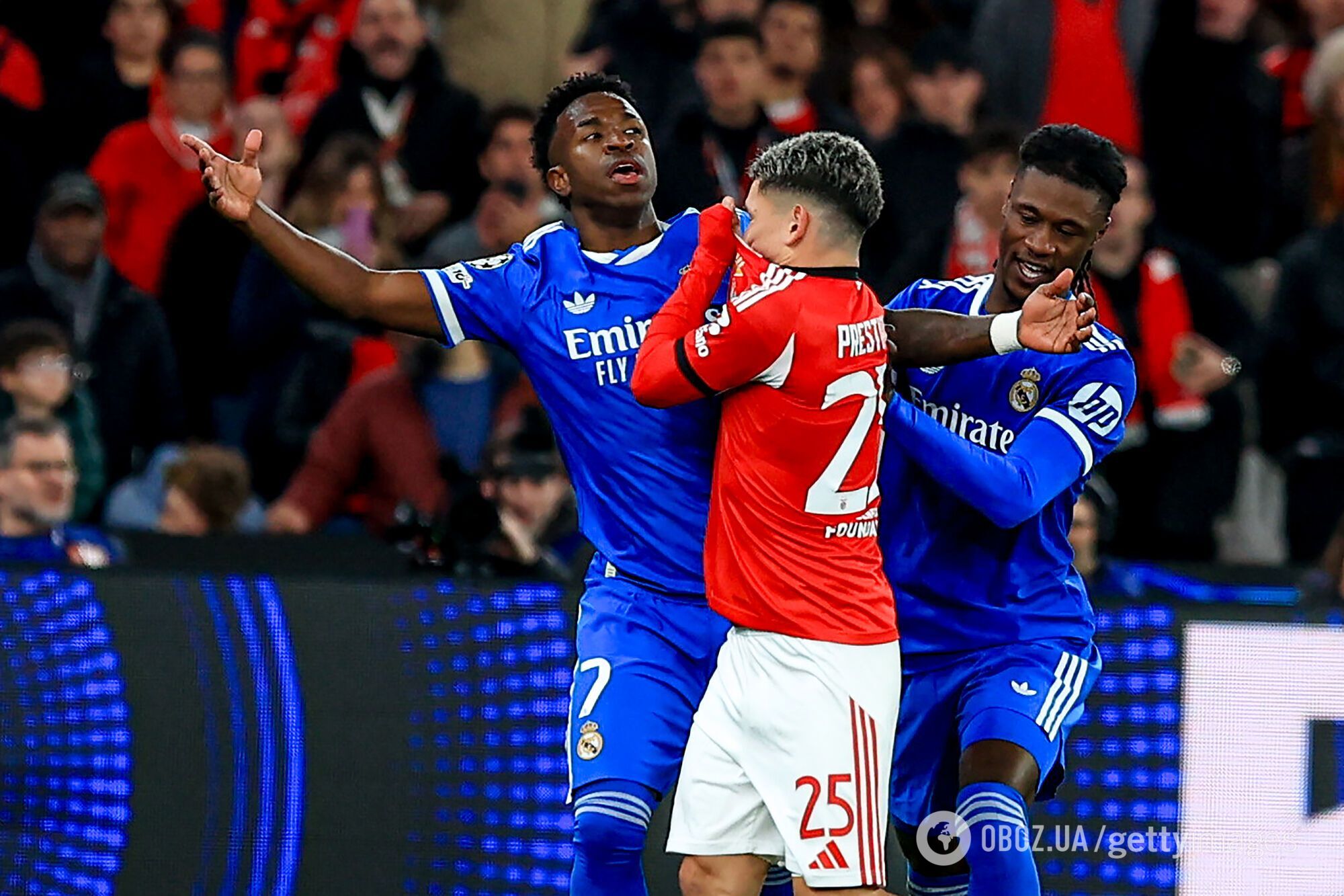 Будет желтая или красная. ФИФА собирается изменить футбол, добавив новое "правила Винисуса"