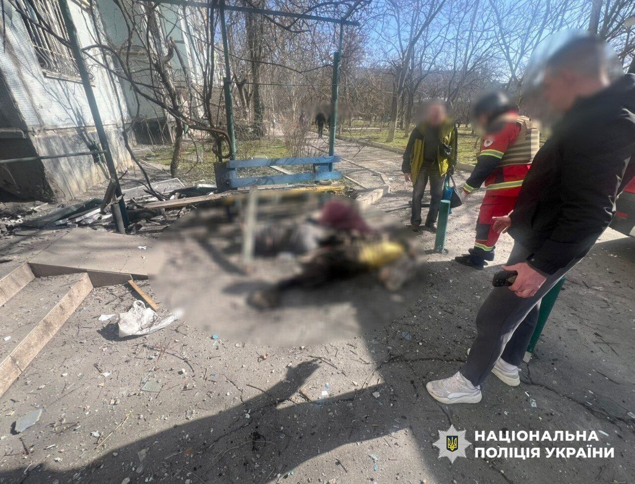 Россия ударила по Херсону: погибли четыре человека