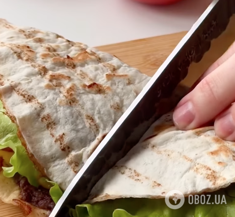 Що приготувати з лаваша і фаршу для ситного сніданку: рецепт бургера в лаваші