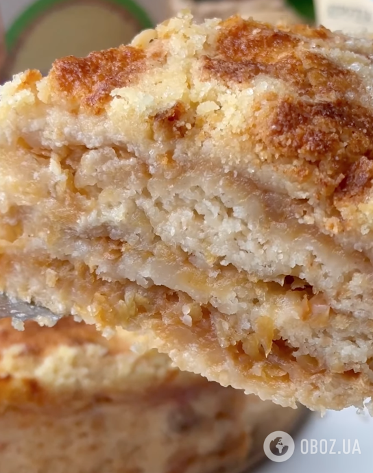 Насипний яблучний пиріг без тіста: найпростіший рецепт смачного домашнього десерту