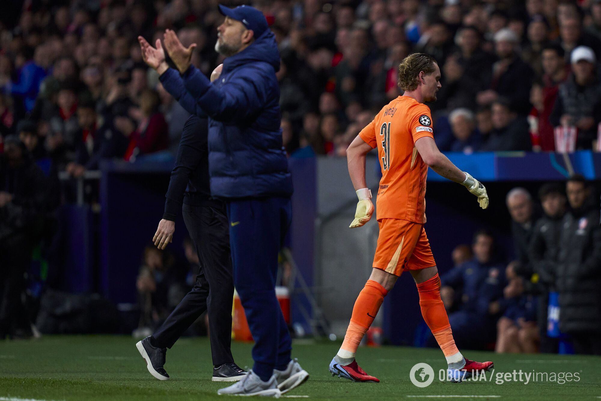 Воротар у Лізі чемпіонів пропустив 3 голи за перші 15 хвилин і залишив поле. Відео