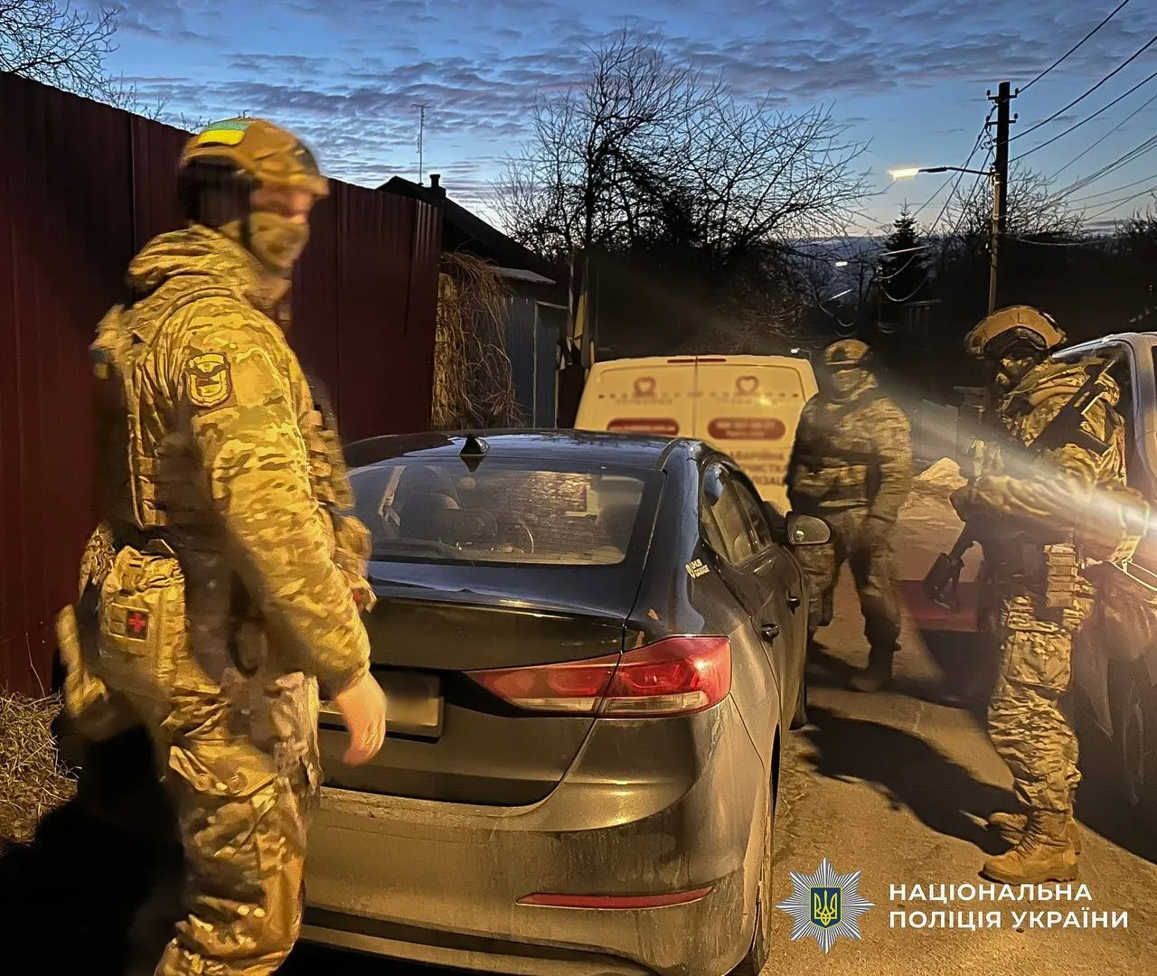 У Києві "співробітники СБУ" видурили у пенсіонерок майже 9 млн грн: "перевіряли" гроші на зв'язок з РФ. Подробиці та відео