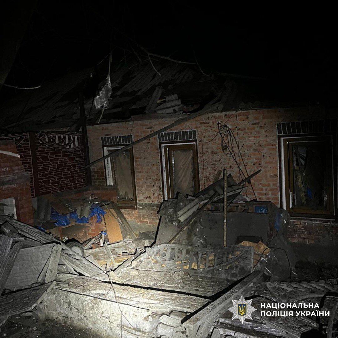 Окупанти атакували Харків: пошкоджено будинки, постраждали четверо людей. Фото