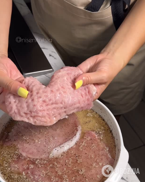 В чому секрет соковитих та ніжних відбивних: знадобиться один простий інгредієнт